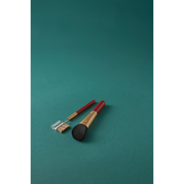 熊野化粧筆　筆の心　ハイライトブラシ＆コームのサムネイル画像6