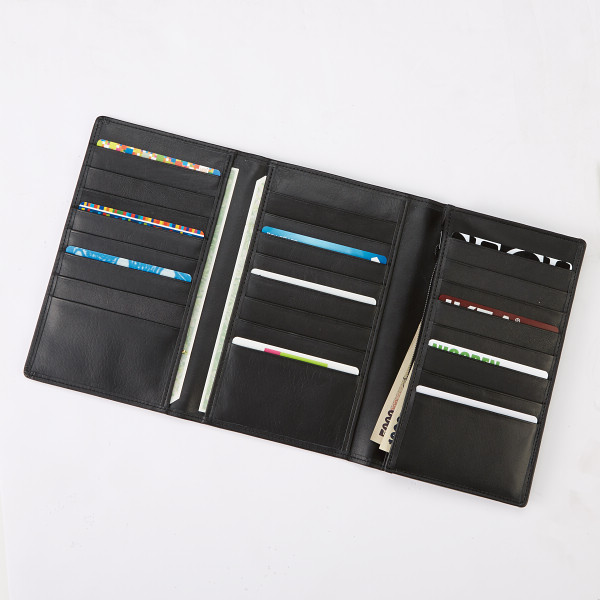 ソフトオイルレザー　カード２４枚収納長財布のサムネイル画像1