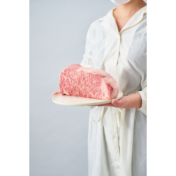 銀座吉澤　松阪牛サーロインブロック肉（１ｋｇ）のサムネイル画像1