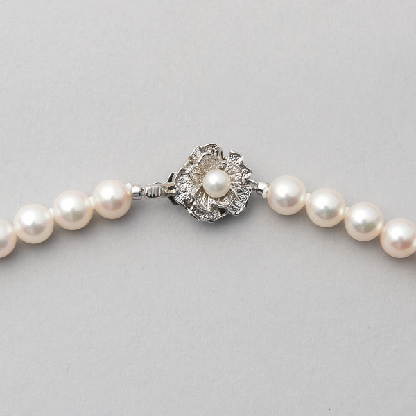 パール・パール・コウベ　あこや本真珠ネックレスセットのサムネイル画像1