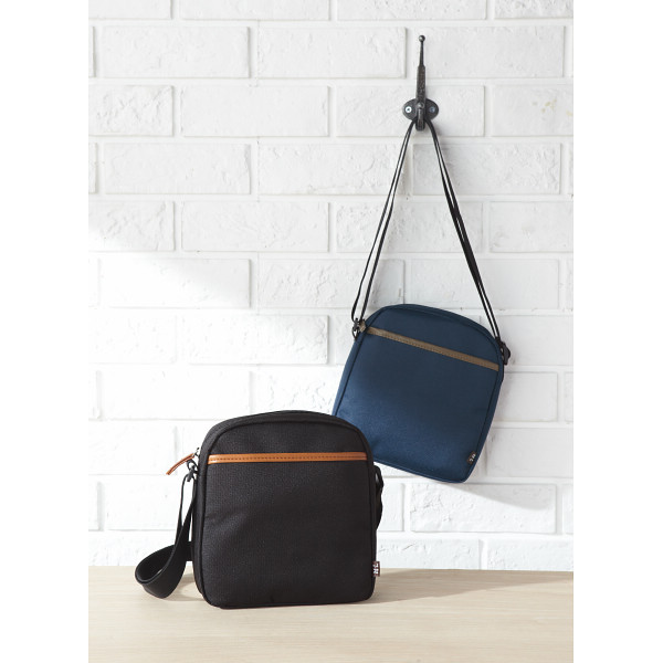 アッシュ・エル　ショルダーバッグ ネイビーのサムネイル画像2