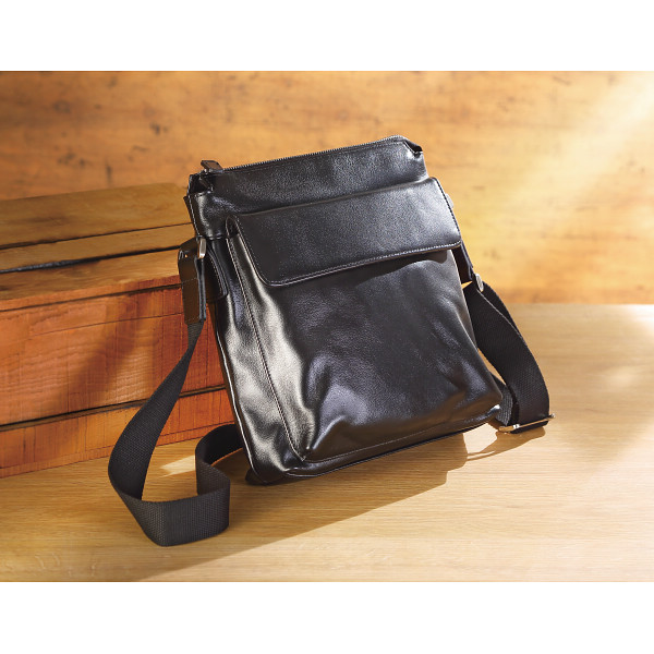 チェルベ　メンズショルダーバッグ ブラックのサムネイル画像2