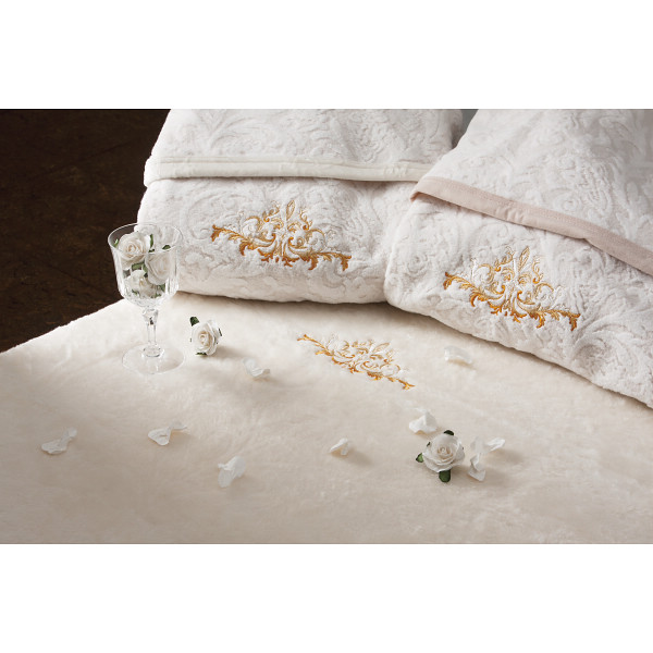ロイヤルリッチ　国産ジャカード絹入綿毛布のサムネイル画像1