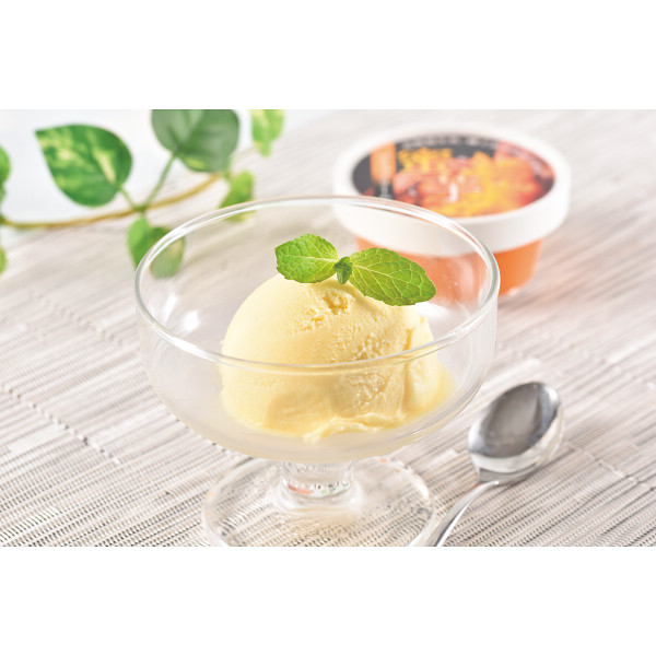 北海道産生乳使用　種子島産安納芋を使った蜜芋アイスクリーム（１１個）のサムネイル画像1