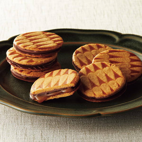 ザ・スウィーツ　キャラメルサンドクッキー（６個）のサムネイル画像1