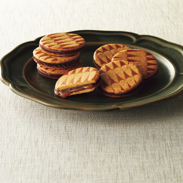 ザ・スウィーツ　キャラメルサンドクッキー（６個）のサムネイル画像2