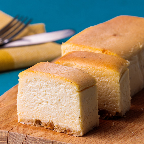 ＳＨＡＲＥ　ＣＡＫＥＳ　厳選２種のチーズで濃厚なのにまろやかなチーズケーキの商品画像