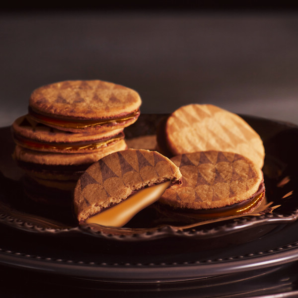 ザ・スウィーツ　キャラメルサンドクッキー（１２個）のサムネイル画像2