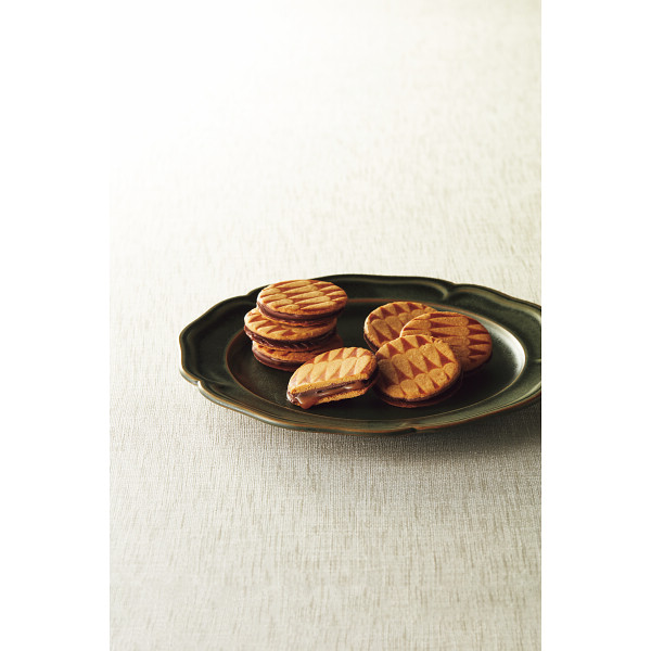 ザ・スウィーツ　キャラメルサンドクッキー（２４個）のサムネイル画像4