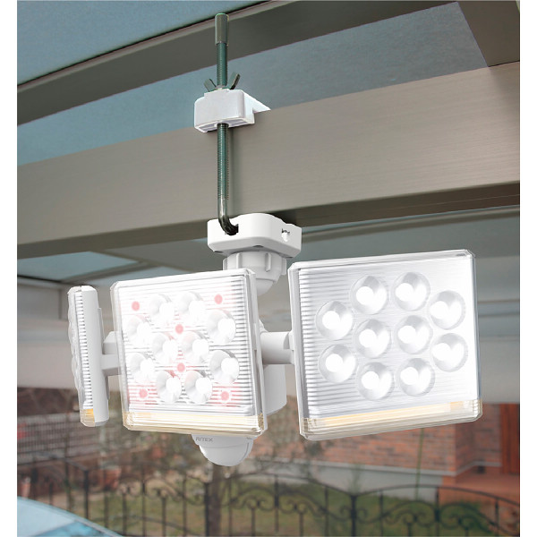 １２Ｗ×３灯　フリーアーム式　ＬＥＤセンサーライトリモコン付 ホワイトのサムネイル画像2