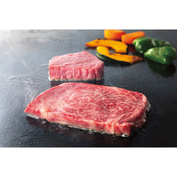 神戸牛　ステーキ用セット（計７９０ｇ）のサムネイル画像1