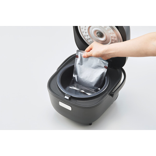 タイガー　マイコンジャー炊飯器（３合） メタルブラックのサムネイル画像3