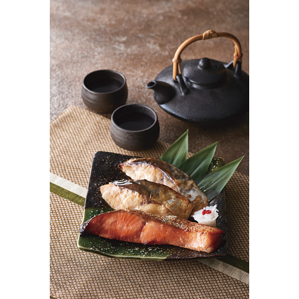 竹八　あぶり吟醸漬詰合せ（８切）のサムネイル画像1