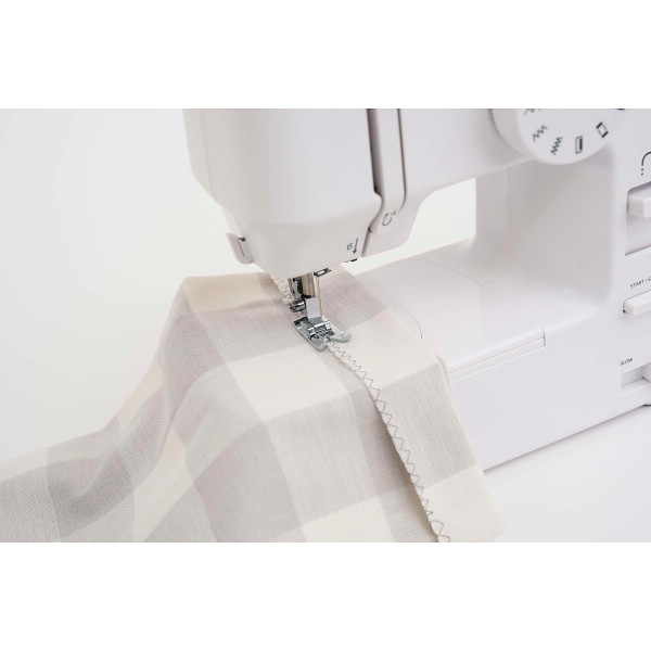 アックスヤマザキ　電子ミシンのサムネイル画像1