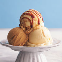 ザ・スウィーツ　北海道生クリームのたっぷりキャラメルアイスクリーム（１１個）