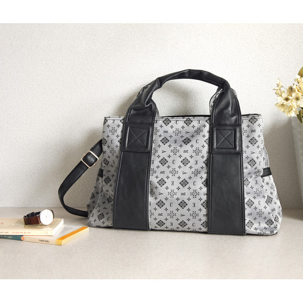 クレアトラベラー　ショルダートートバッグ ブラックのサムネイル画像1