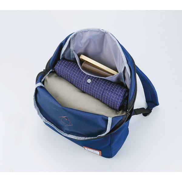 チャンピオン　リュックサック ネイビーのサムネイル画像1