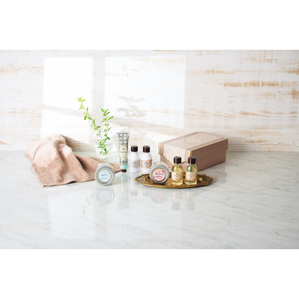 ＳＡＢＯＮ　シルキーボディミルク５０ｍｌ＆オーガニックタオル デリケート・ジャスミンのサムネイル画像2