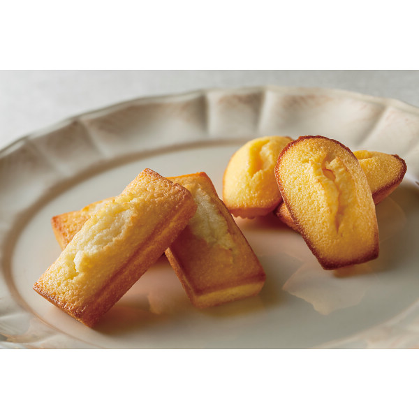 アンリ・シャルパンティエ　フィナンシェ・マドレーヌ詰合せ（２１個）のサムネイル画像4