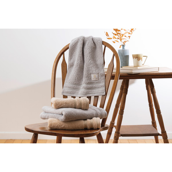 今治謹製　ご褒美タオル　バス・フェイスタオルセット（木箱入）のサムネイル画像1