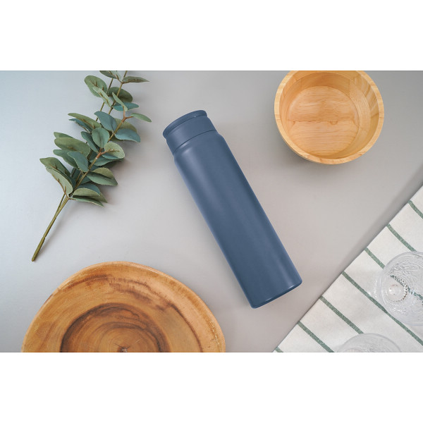 フォルテック　スクリュー栓シームレスボトル（７００ｍｌ） ネイビーのサムネイル画像1