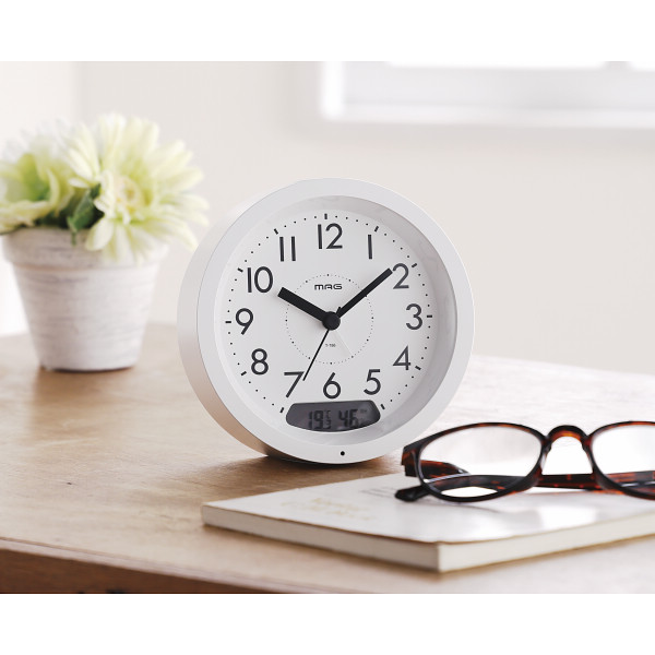 ＭＡＧ　自動点灯目覚まし時計レイのサムネイル画像1