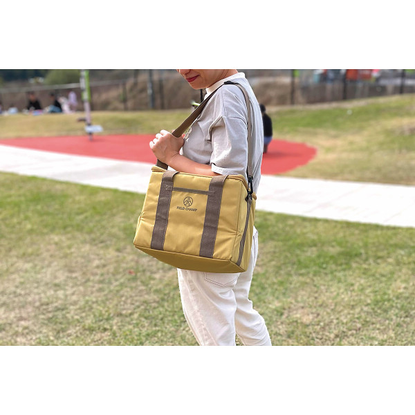 フィールドチャンプ　ソフトクーラーバッグ（１３ｌ）のサムネイル画像4