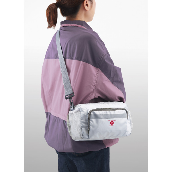 ショルダー＆ウエスト避難セット　１２点セットのサムネイル画像1