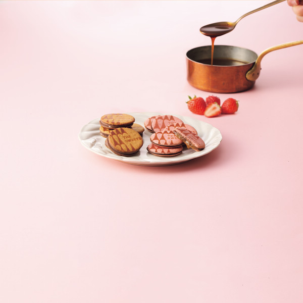 ザ・スウィーツ　キャラメルサンドクッキー（オリジナル＆苺）（１８個）のサムネイル画像2