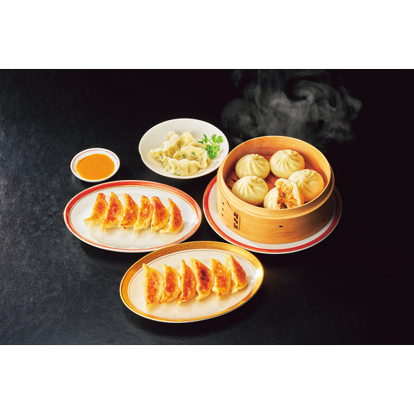 【父の日専用】餃子専門店イチロー　味噌だれ餃子２種＆中華点心２種（計４１個）のサムネイル画像1