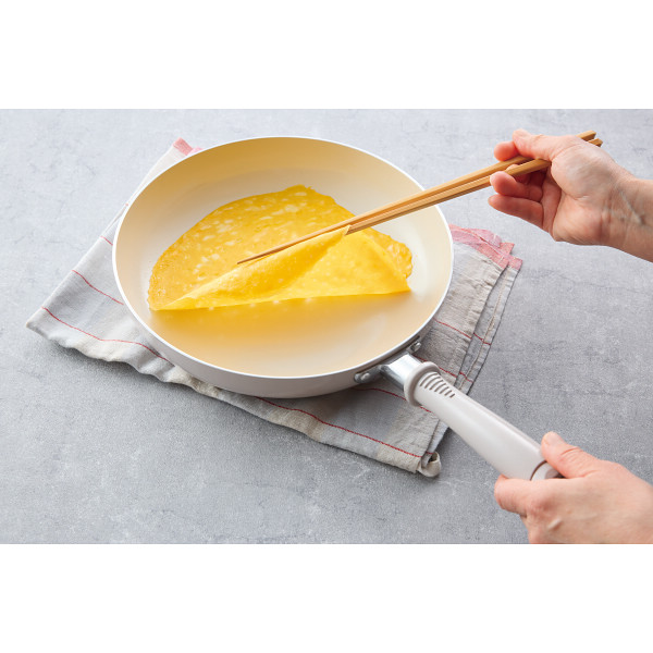 マジクック　セラミック加工　ＩＨ対応フライパン（２６ｃｍ）のサムネイル画像1