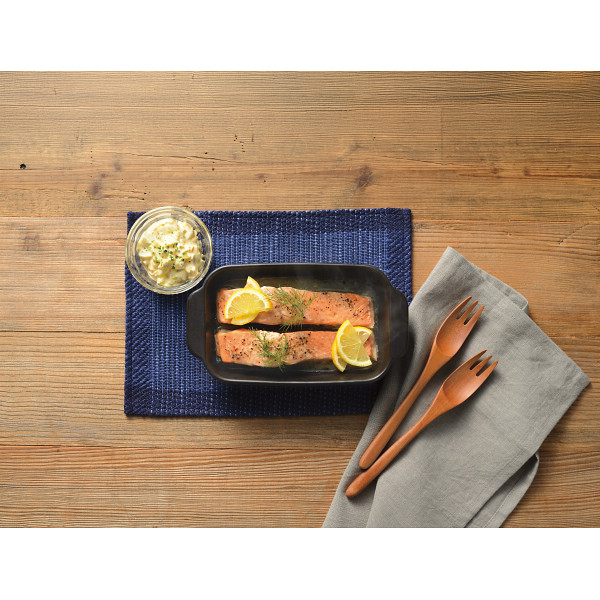 マジカリーノ　レンジで発熱する角型皿（ショート）のサムネイル画像1