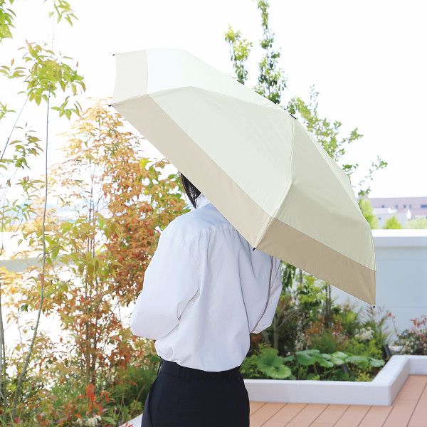 ジミージー　晴雨兼用ＵＶ加工　折りたたみ傘（５５ｃｍ）遮熱タイプ オフホワイト・ベージュ２のサムネイル画像2