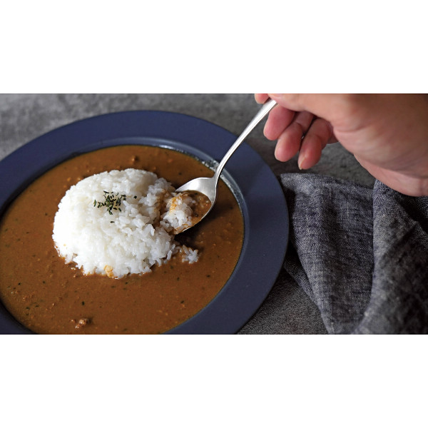 炭火焼肉たむらのスパイスカレーのサムネイル画像1