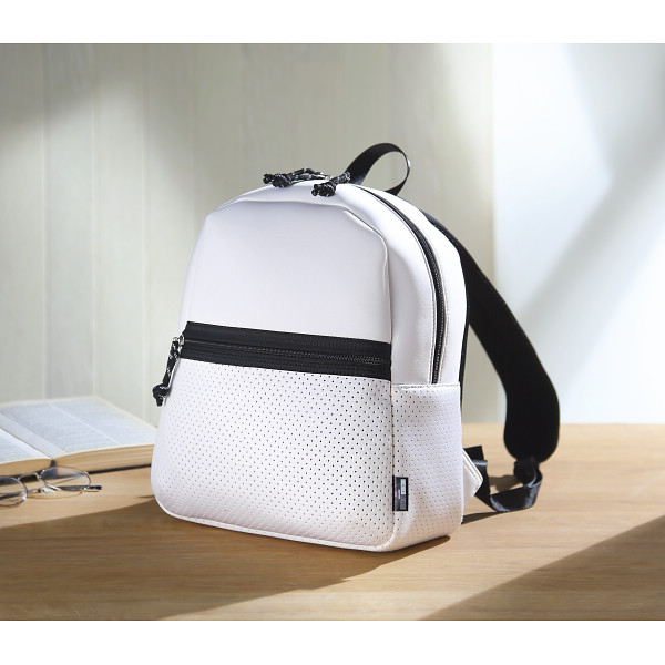 ミチコロンドンコシノ　リュックサック ホワイトのサムネイル画像2