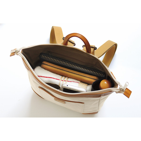 ＨａＬ　倉敷産帆布×姫路レザー　スクエアリュック キナリのサムネイル画像2