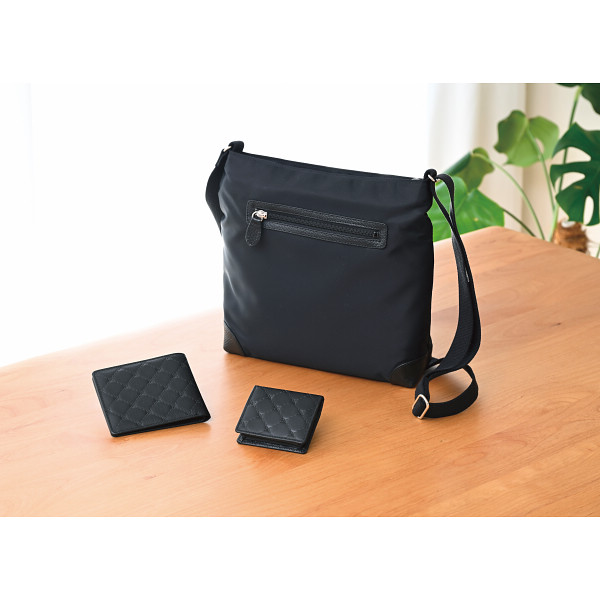 良品工房　日本製バック小物３点セットのサムネイル画像1