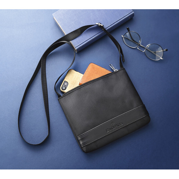 デービッド・ヒックス　サコッシュ ブラックのサムネイル画像1