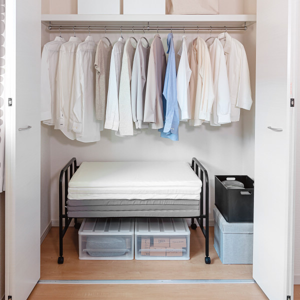 セキスイ　ふとん収納ラックのサムネイル画像2