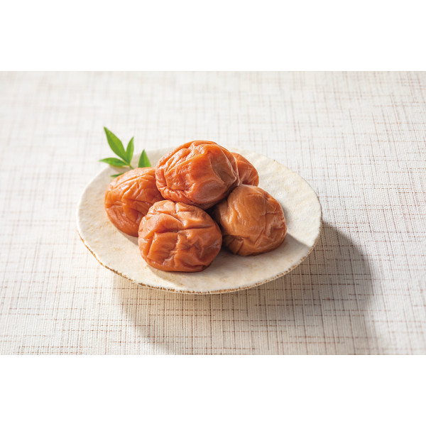 紀州南高梅みかん蜂蜜入梅干（６００ｇ）のサムネイル画像1