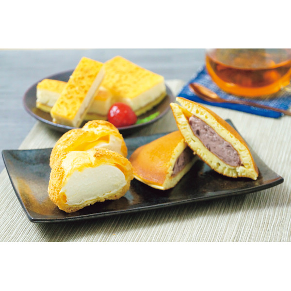 「乳蔵」北海道和洋スイーツセットのサムネイル画像1
