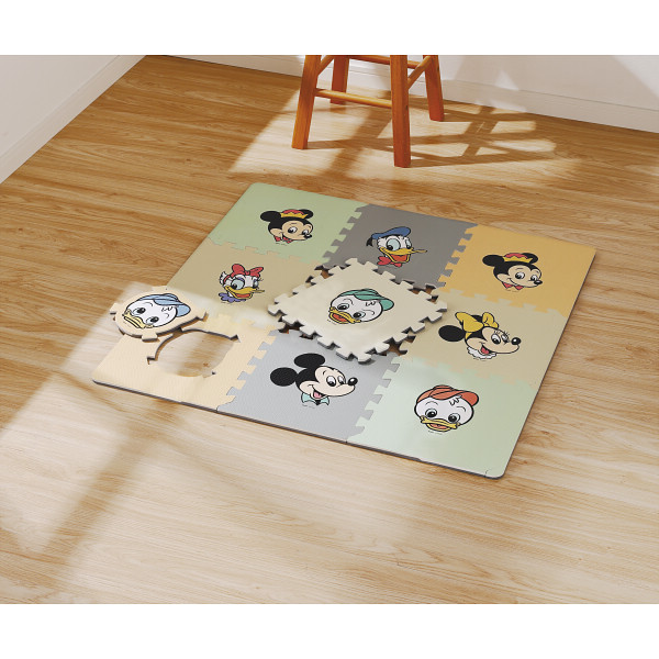 ディズニー　パズルマット ミッキー＆フレンズのサムネイル画像1