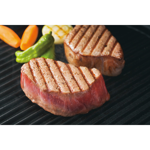 仙台黒毛和牛　ヒレステーキ（計５００ｇ）のサムネイル画像1