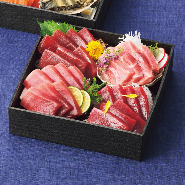 雫監修　天然マグロのお刺身　海鮮おせち　一段重のサムネイル画像2