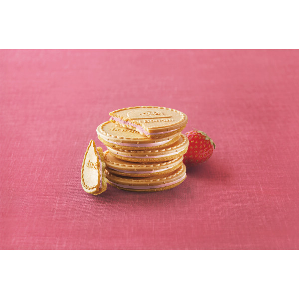 赤い帽子　クッキア　ストロベリーチョコのサムネイル画像1