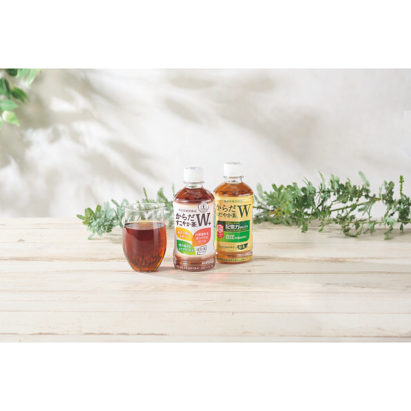 コカ・コーラ健康飲料詰合せ（１６本）のサムネイル画像1