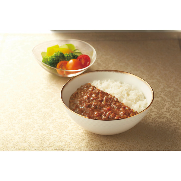 帝国ホテル　十勝牛・日向鶏・鹿児島黒豚カレーセット（６食）のサムネイル画像1