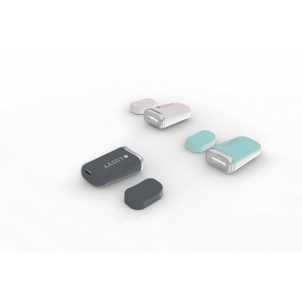 ＬＵＳＶＹ　超音波式アイケア ダークグレーのサムネイル画像1