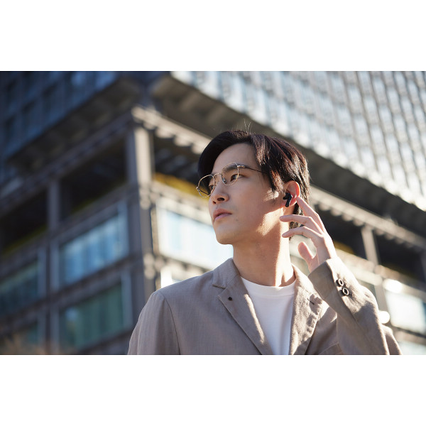 ＤＥＮＯＮ　ワイヤレス・イヤフォン ブラックのサムネイル画像1