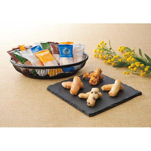 にっぽんあられ（缶入）のサムネイル画像1